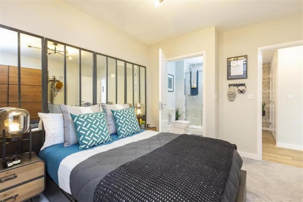 Newly Built Luxury 2 Bed Apartment!!! London Exteriör bild