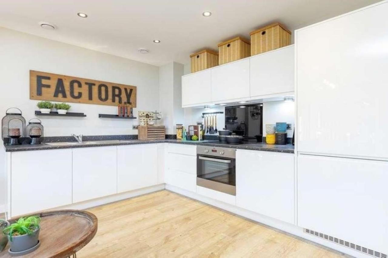 Newly Built Luxury 2 Bed Apartment!!! London Exteriör bild