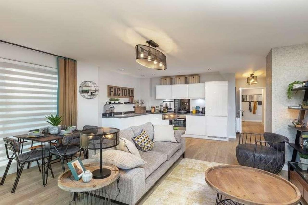 Newly Built Luxury 2 Bed Apartment!!! London Exteriör bild